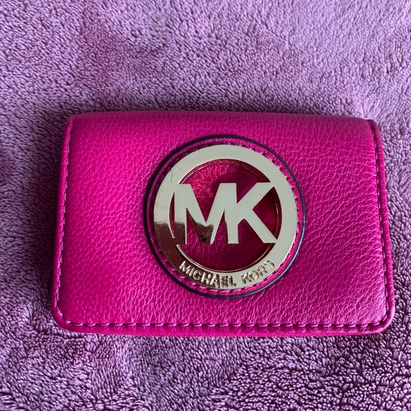 Michael Kors Collection Handbags - Michael Kors Large Credit Card Case In Fuchsia
